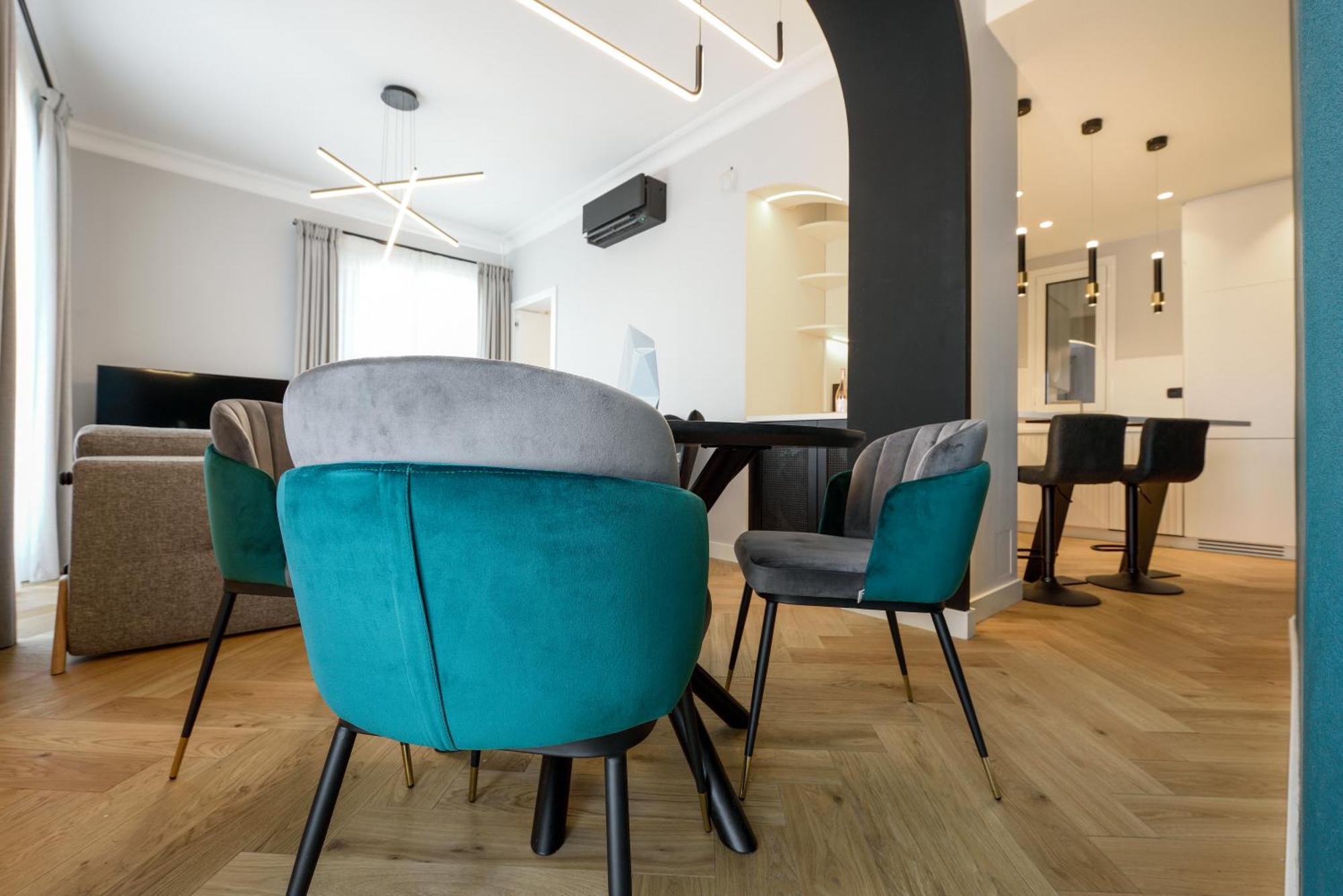 King Apartment Thessaloniki By Luxlikehome 塞萨洛尼基 外观 照片