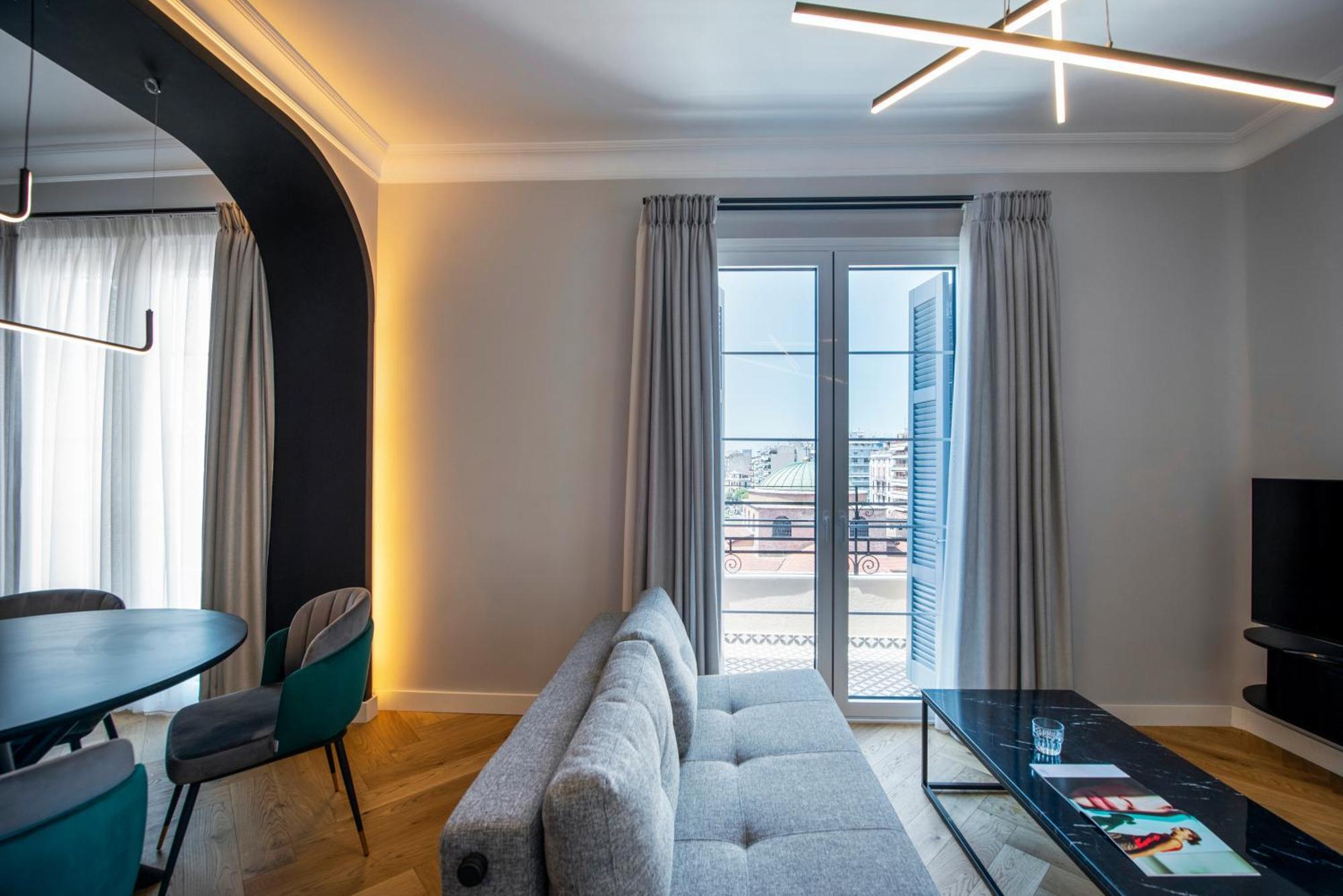 King Apartment Thessaloniki By Luxlikehome 塞萨洛尼基 外观 照片