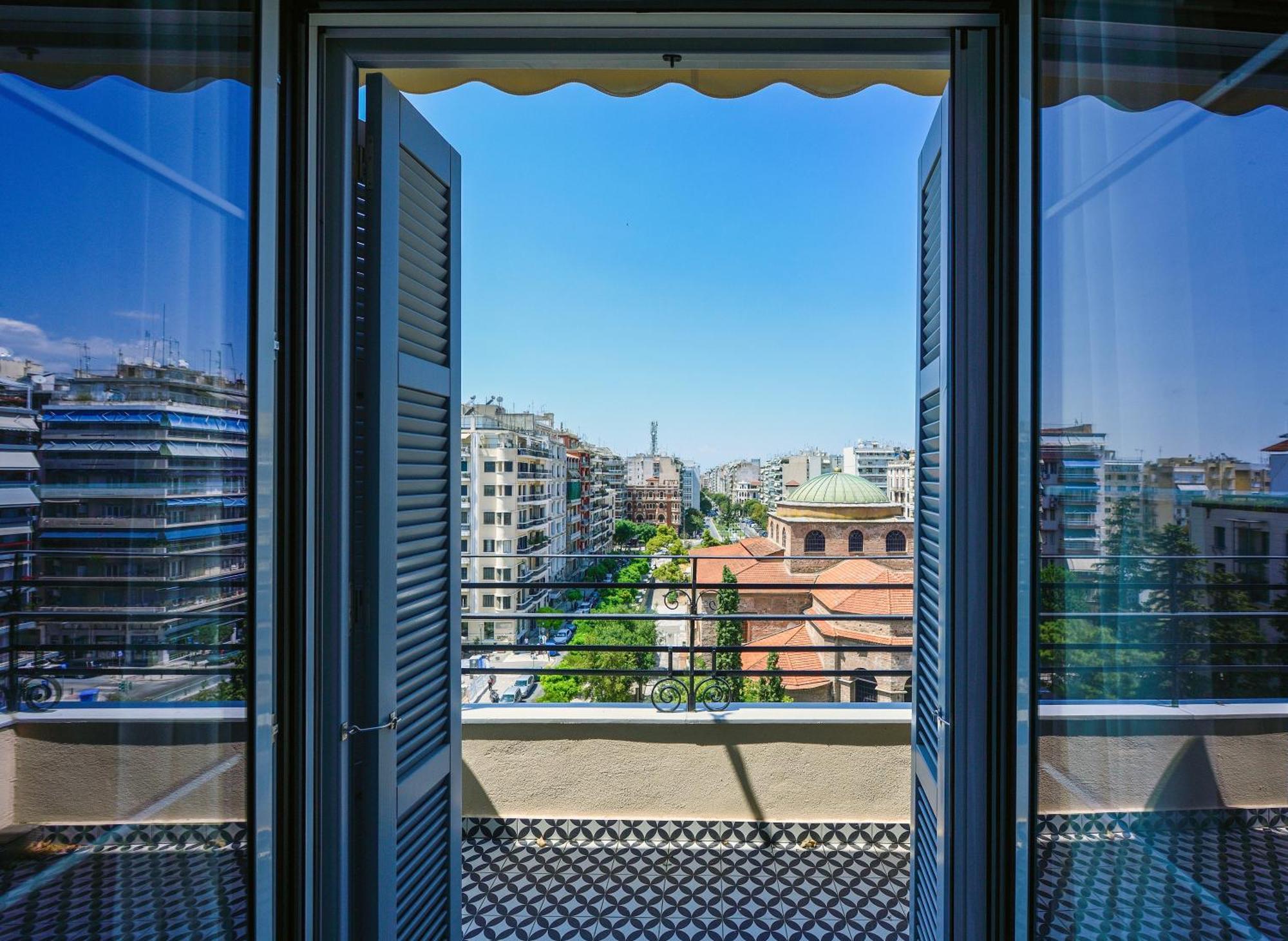 King Apartment Thessaloniki By Luxlikehome 塞萨洛尼基 外观 照片