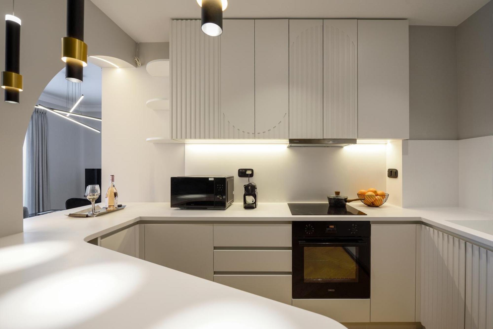 King Apartment Thessaloniki By Luxlikehome 塞萨洛尼基 外观 照片
